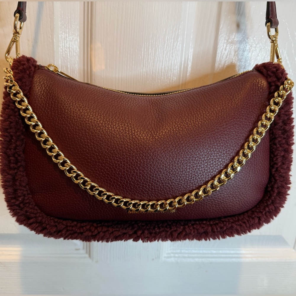 MICHAEL KORS CARMELA MEDIUM SHEARLING LEATHER POUCHETTE